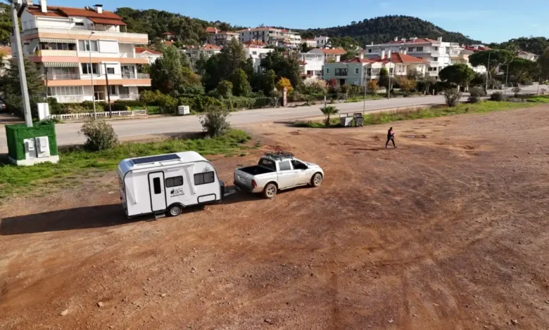 Ayvalık’ta karavanlara park yasağı