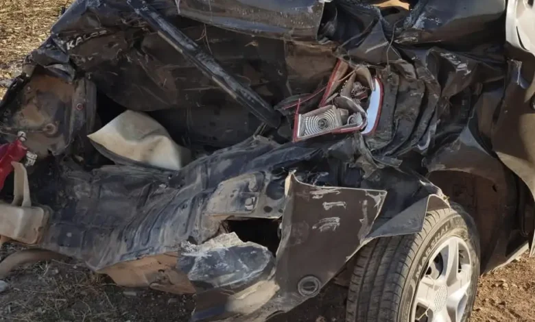 Şanlıurfa'da hafriyat kamyonu kazaya neden oldu