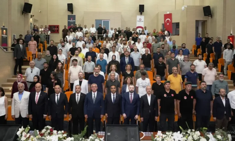 ''Üniversiteler milli ve manevi değerlere bağlı nesiller yetiştirmeli''