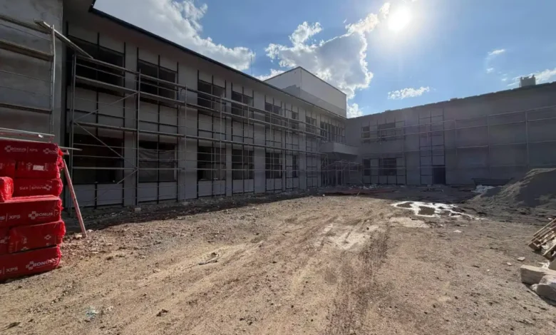 Susuz’da 10 yataklı ilçe Entegre Devlet Hastanesi’nin inşaatı sürüyor