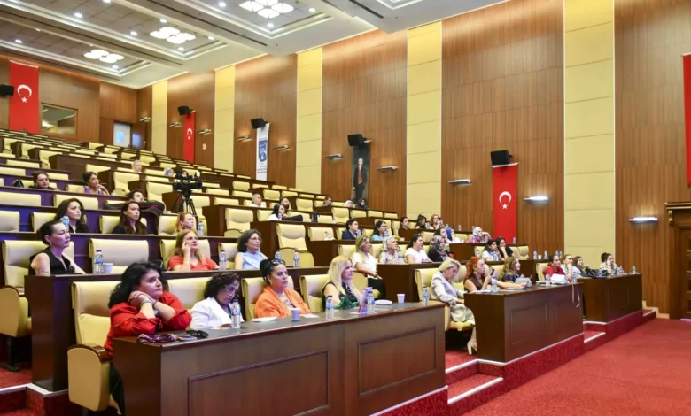 ABB kadın muhtarlarla buluştu