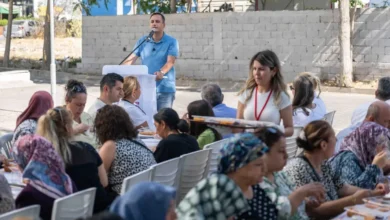 Bornova’da kadınlar bostanda buluştu