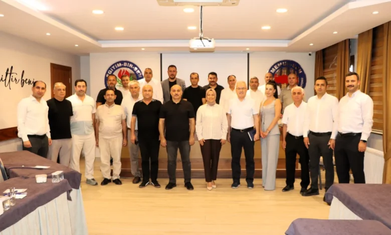 Eğitim-Bir-Sen Adana’da genel kurul sürecinde