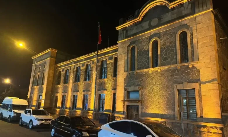 İl Genel Meclis binasının aydınlatma çalışması tamamlandı