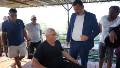Arsuz’da ihtiyaç sahibi aileleri ziyaret