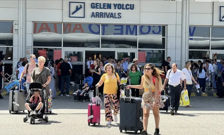 Antalya’da turistler yön değiştirdi