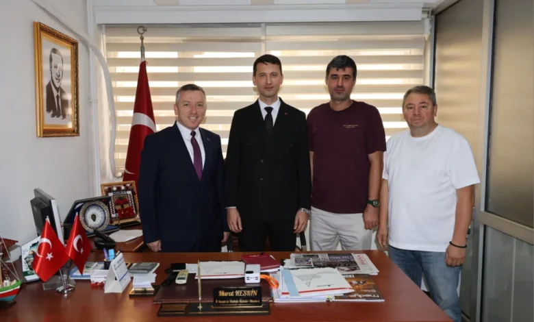 Arhavi Kaymakamı Çimşir’den Artvin Trabzonsporlu Taraftarlar Derneğine veda ziyareti