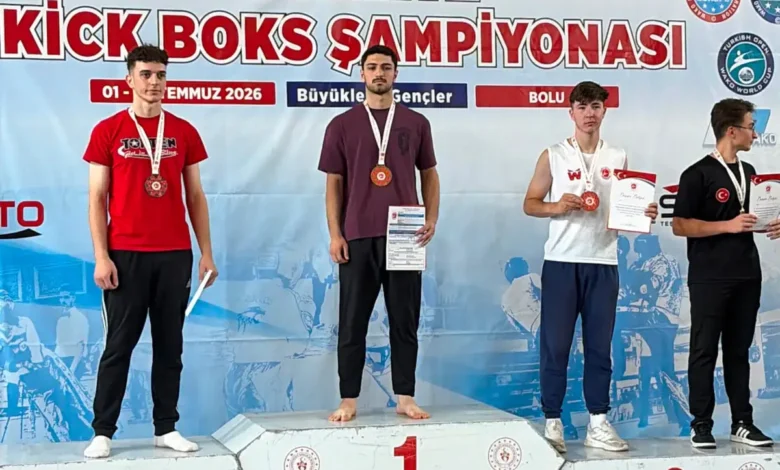 Elazığlı Kick Boksçular Türkiye Şampiyonası’nda kürsüye damga vurdu