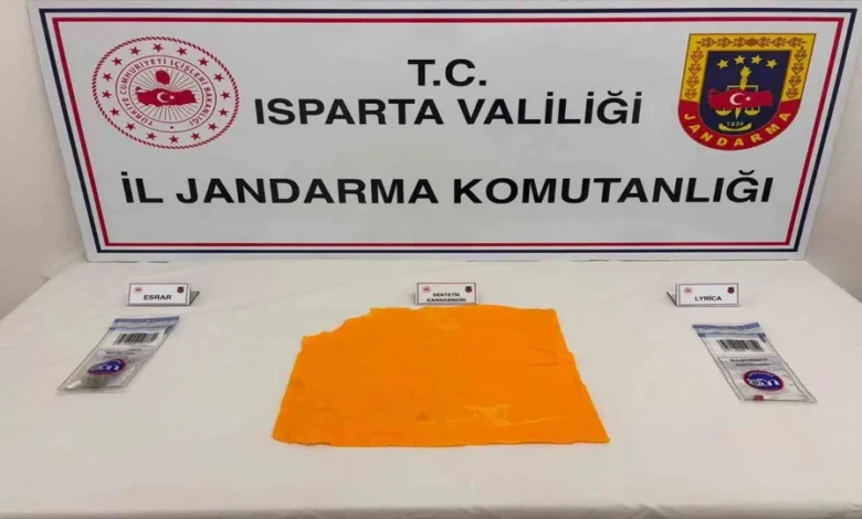 Isparta’da 10 bin kullanımlık sentetik uyuşturucu ele geçirildi