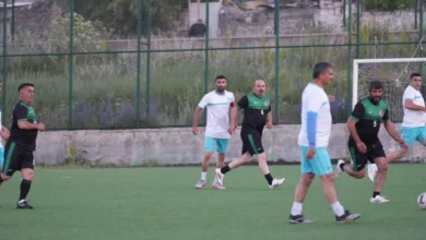 Kars'ta Veteranlar Ligi başladı: 40 yaş üstü futbolcular yeşil sahalara döndü