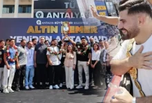 Kırkpınar Başpehlivanı Erkan Taş Antalya’da coşkuyla karşılandı