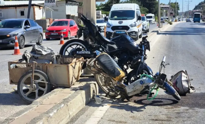 İki motosiklet çarpıştı: 1 ölü, 1 yaralı