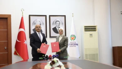 Bakan Göktaş ile Başkan Er ‘Engelsiz Yaşam Merkezi’ protokolünü imzaladı