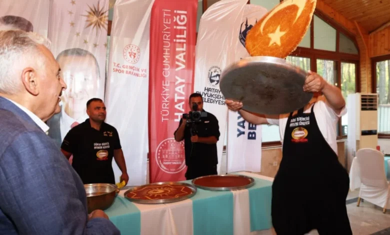 Binali Yıldırım'a künefe şovu