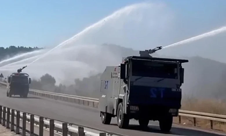 Bu kez TOMA'lar eyleme değil, alevlere müdahale etti