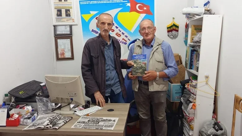Gazeteci-Yazar Kamil Bayraktar'ın 23 yıllık emeği kitap oldu