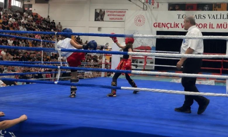Kars’ta Ani’nin Fethinin 962. Yılına özel uluslararası kick boks heyecanı