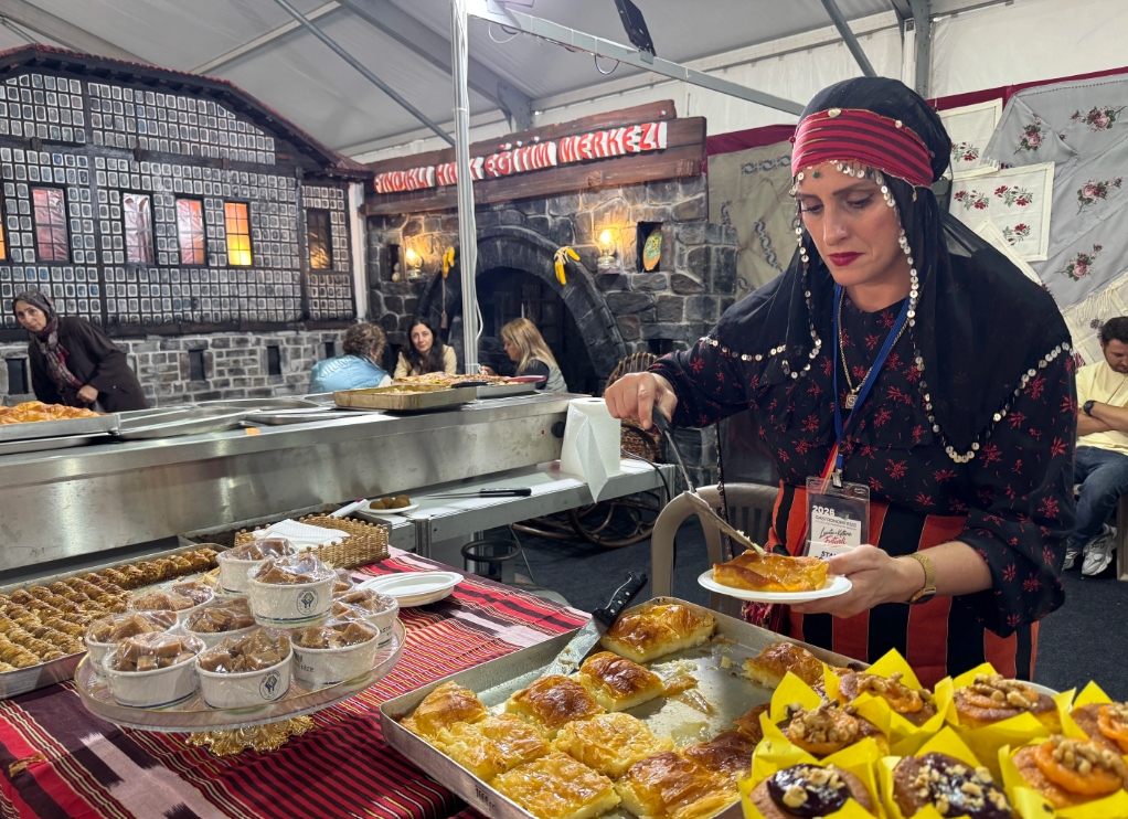Rize'de Gastronomi Günleri başladı: Yöresel lezzetler Çay Çarşısı'nda buluştu