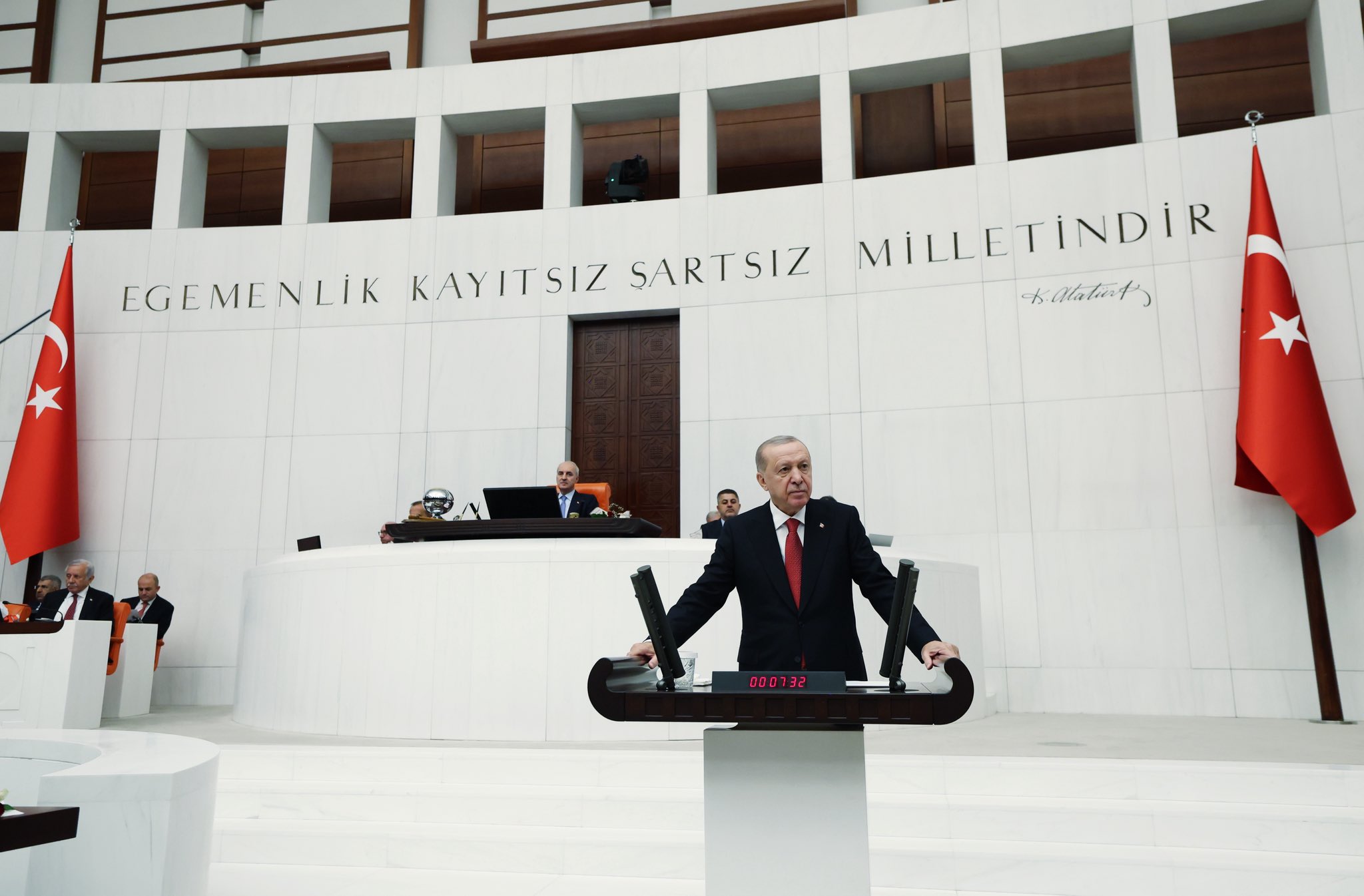 TBMM’de yeni yasama yılı: Erdoğan, “Fon meselesini süratle çözüyoruz”