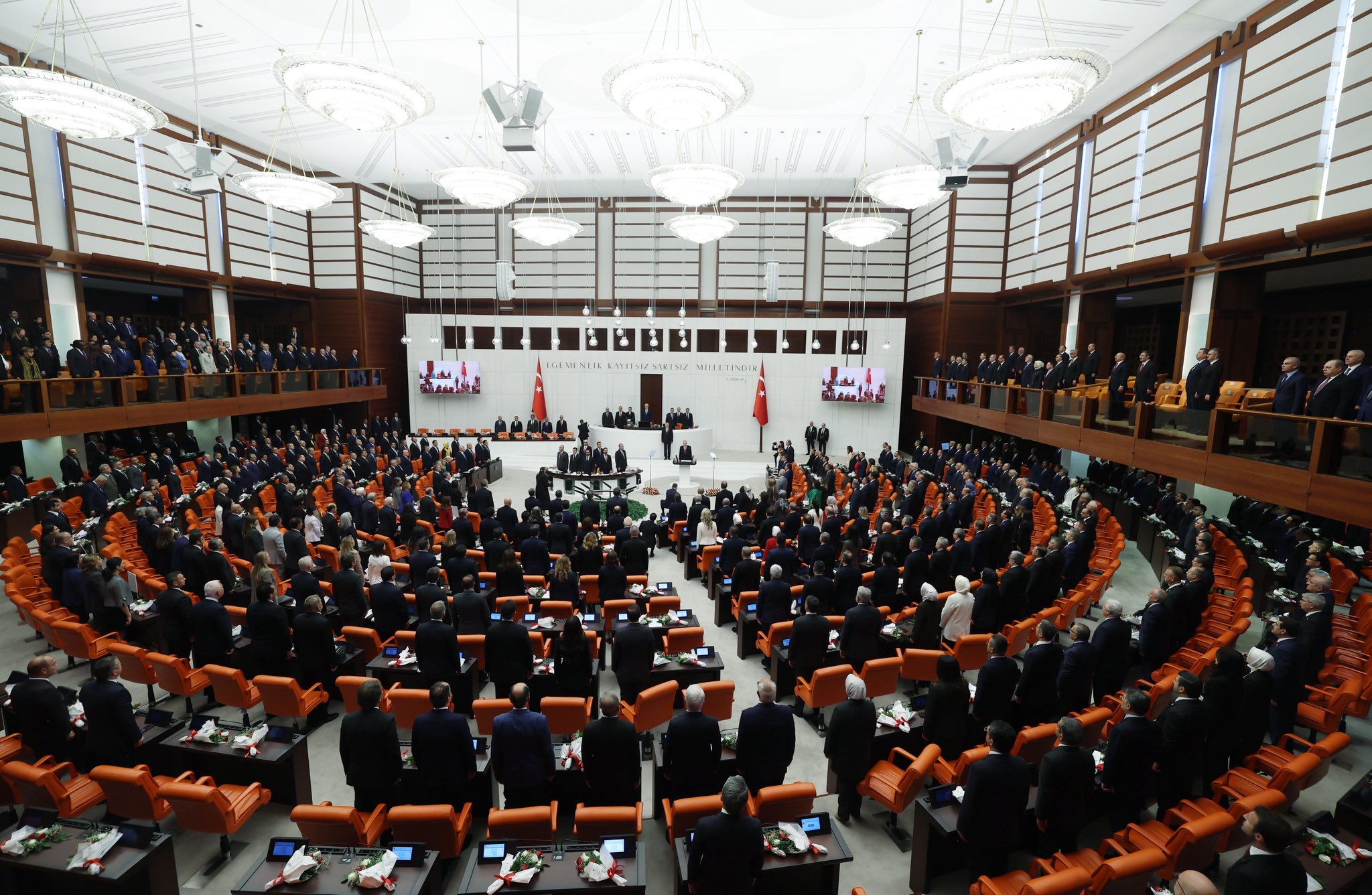 TBMM’de yeni yasama yılı: Erdoğan, “Fon meselesini süratle çözüyoruz”