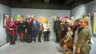 AKK "Kızlar Hep Gülsün Karma Sergisi”ne ev sahipliği yaptı