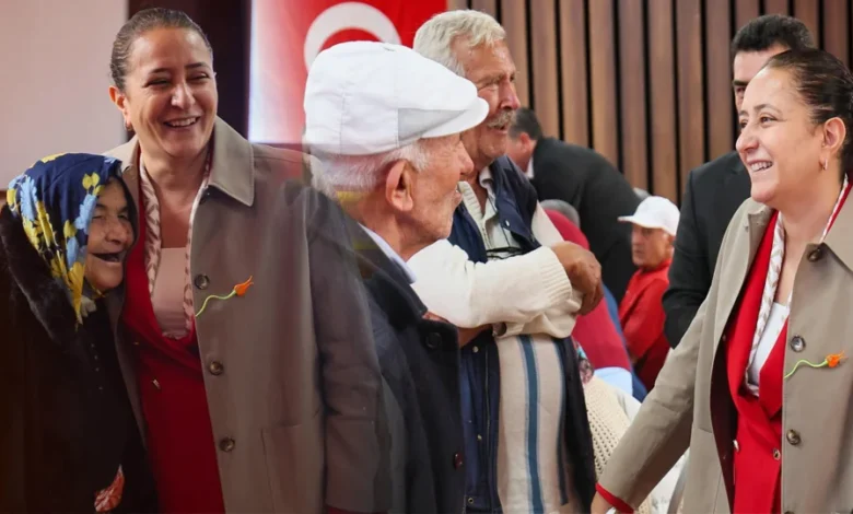 Burdur'da yaşlılar günü’nde yüzler güldü