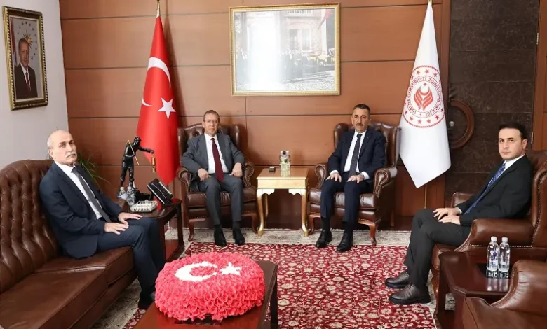 Enerji ve Tabii Kaynaklar Bakan Yardımcısı Tancan, Zonguldak Valisi Hacıbektaşoğlu'nu ziyaret etti