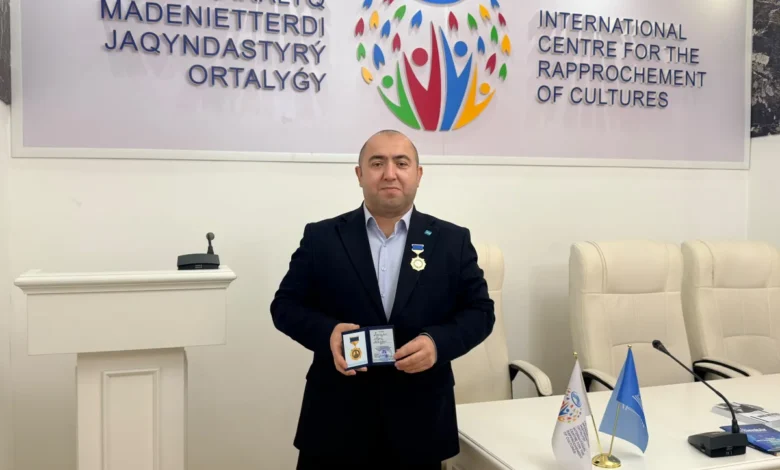 TİMBİR Genel Başkan Yardımcısı Akil Alesger’e Kazakistan’da anlamlı ödül
